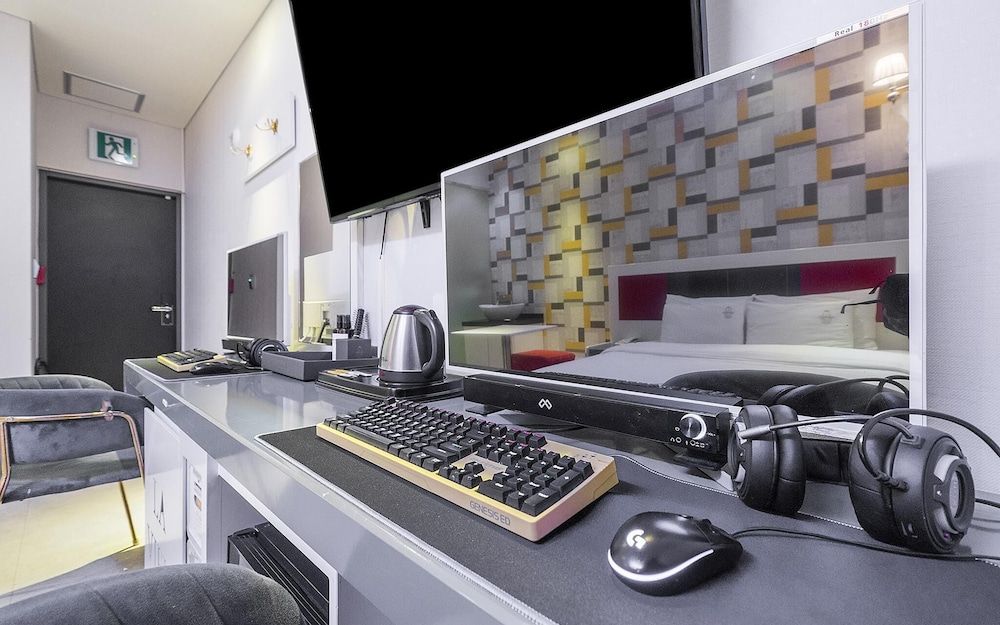 Cheonho La View Luxury Hotel Room (Standard Couple PC (High Performing G)