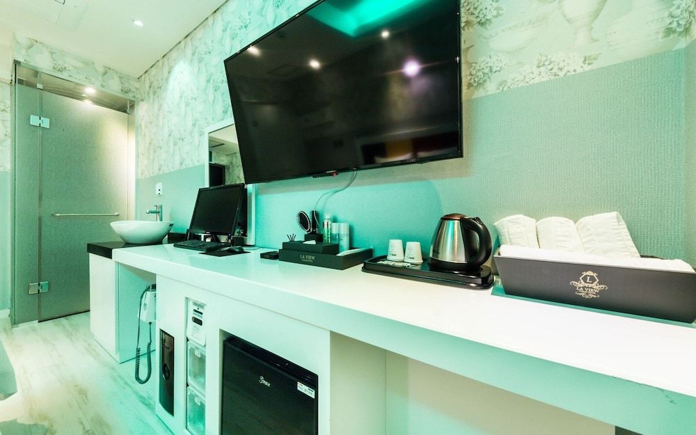 Cheonho La View Luxury Hotel Room (Standard Couple PC (High Performing G) 7