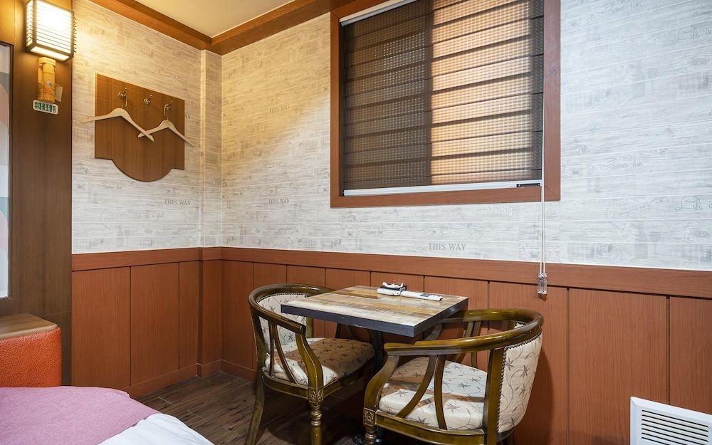 Suyu Hi Room (Special Room) 8