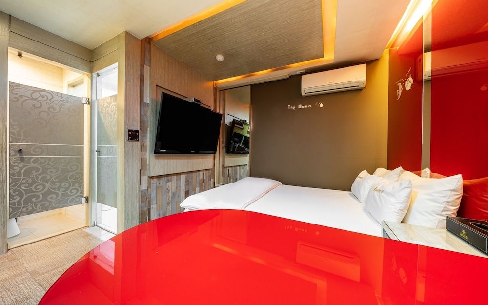 undefined Junggok Moon 9