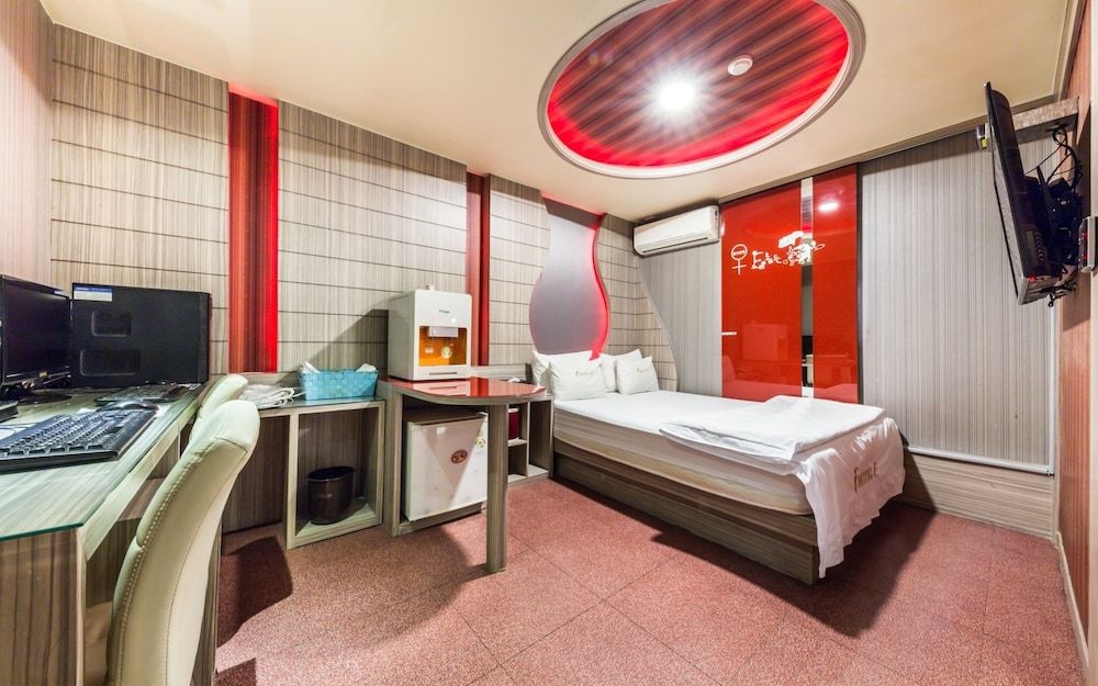 Junggok Moon Room (Special Room (Couple PC / High-spec)) 9