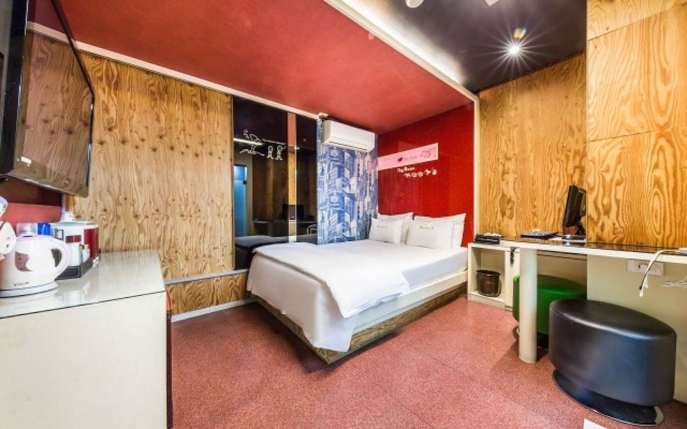 Junggok Moon Room (Standard Room)