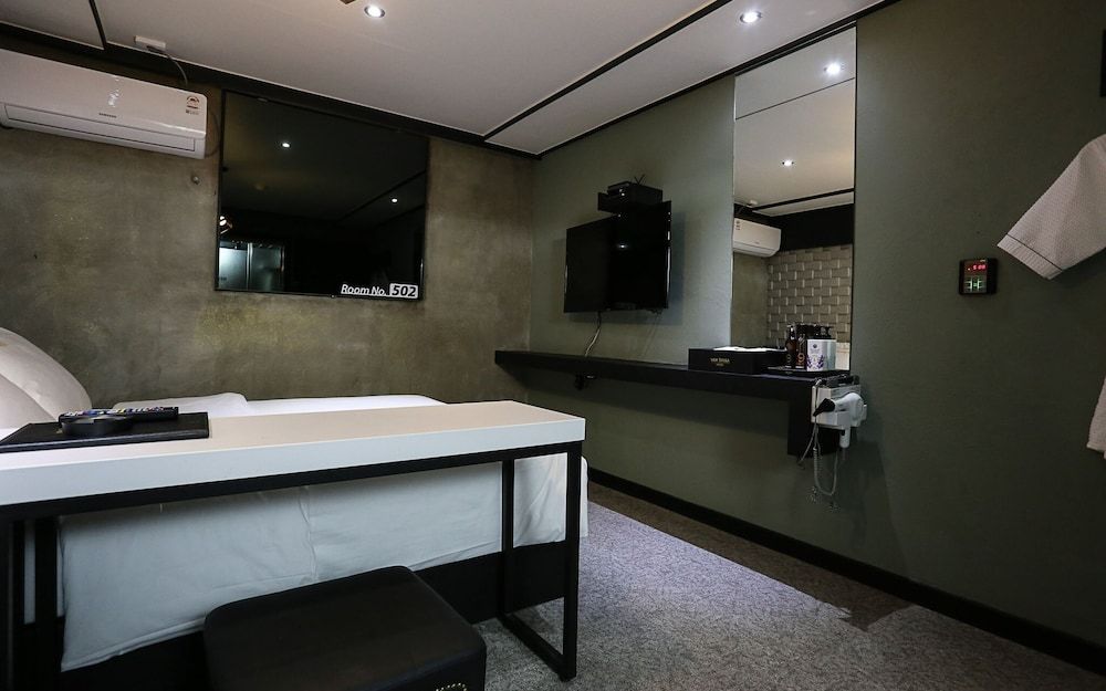 undefined Yeongdeungpo New Silla 10