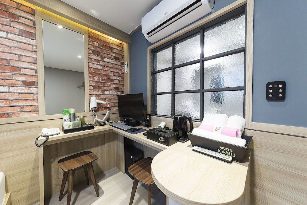 Suyu Canoe Room (Standard Room) 8