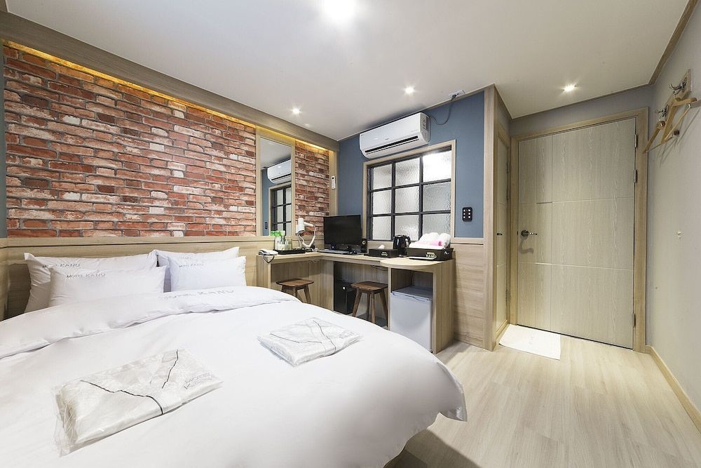 Suyu Canoe Room (Standard Room)