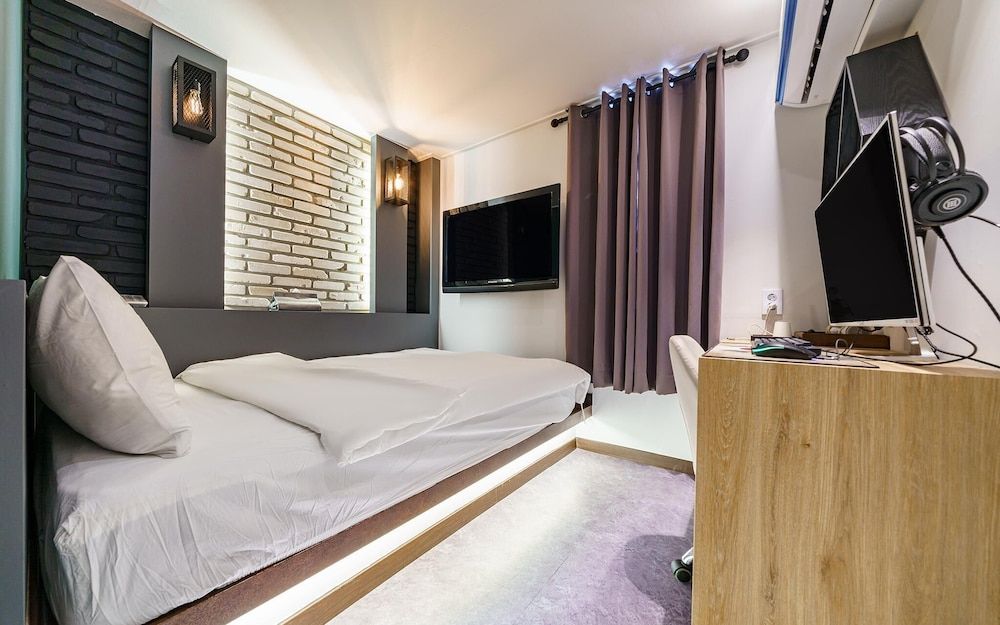 undefined Yeongdeungpo Hotel Yolo 4