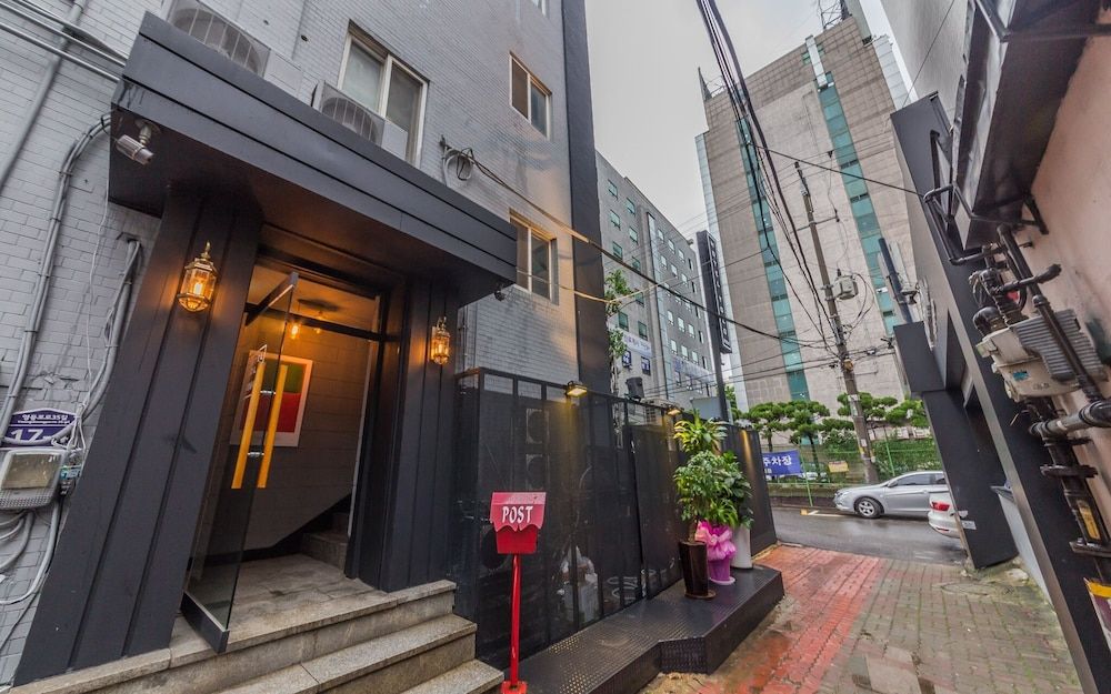 undefined Yeongdeungpo Hotel Yolo