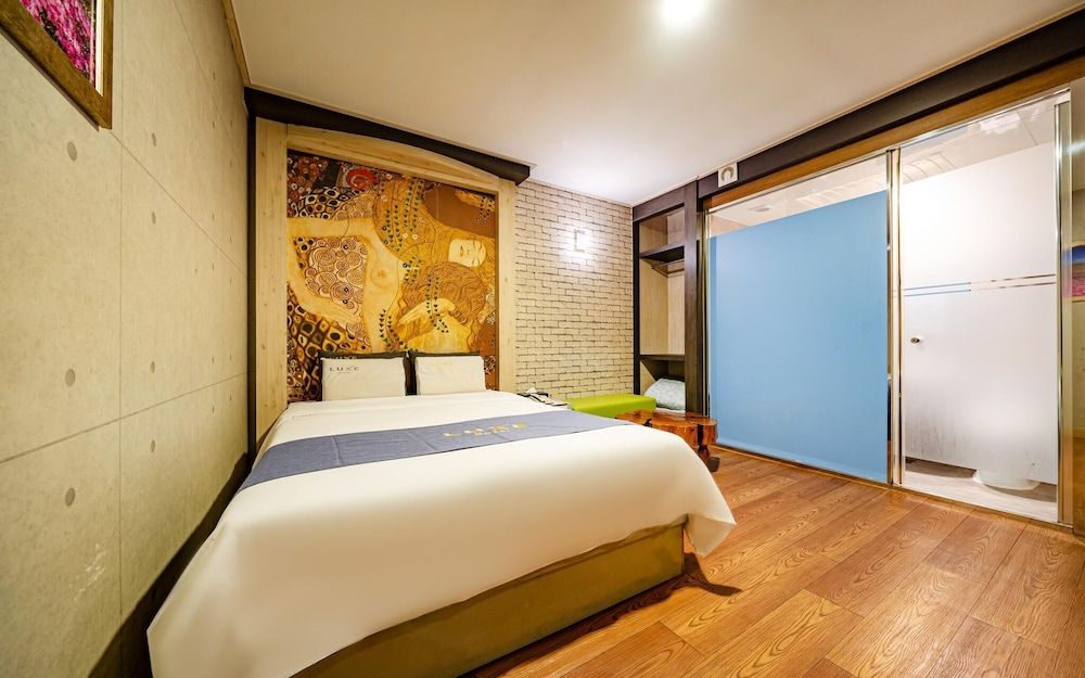 undefined Dobong Lux 8