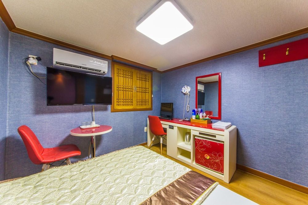 Sillim All in Room (Semi-special room) 15