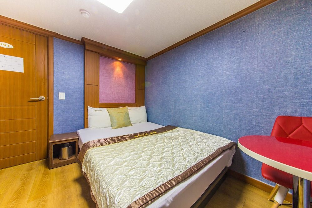 Sillim All in Room (Semi-special room) 13