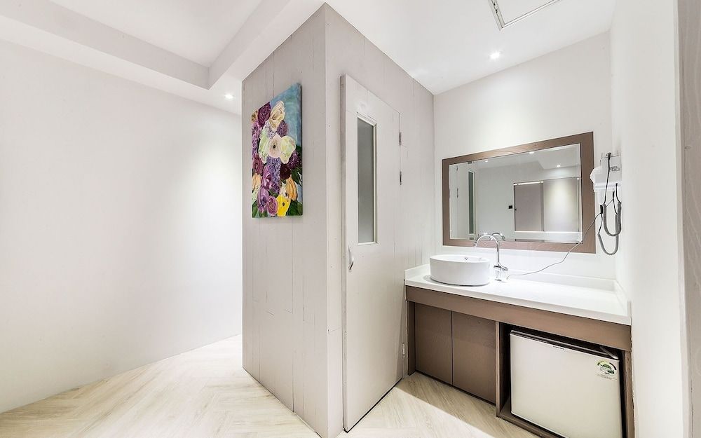 Oryu Lemon Tree Room (Semi-Suite room (2PC)) 14