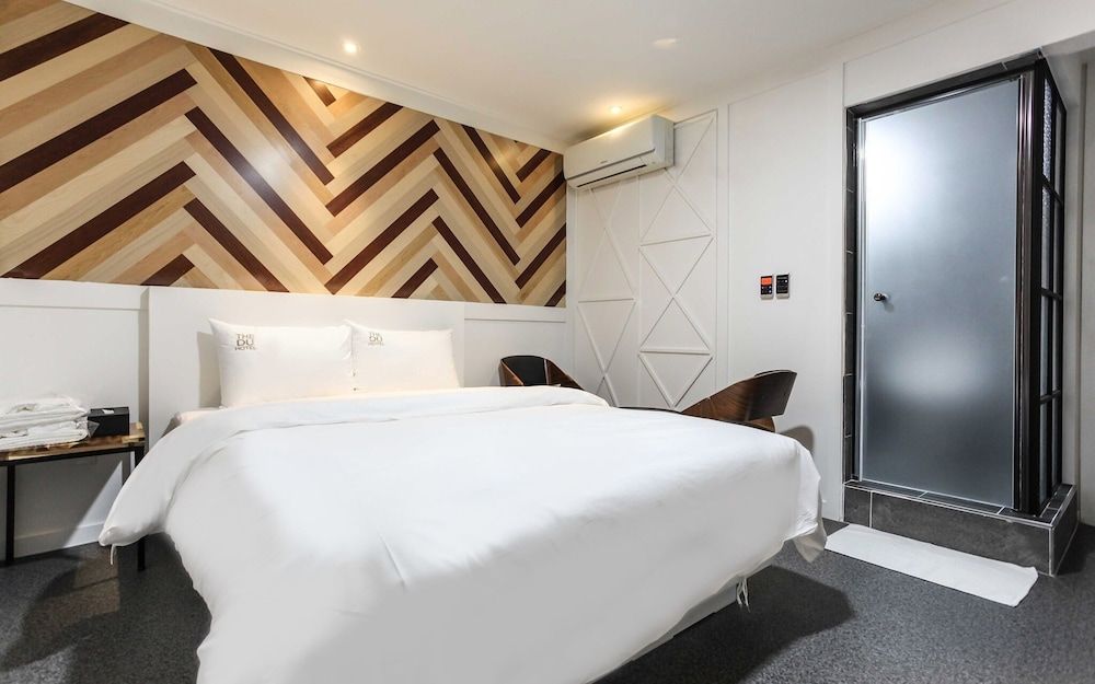 undefined Bulgwang DU Hotel 6