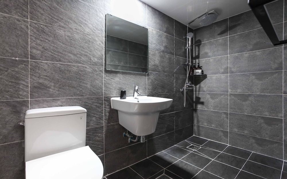 undefined Bulgwang DU Hotel 10