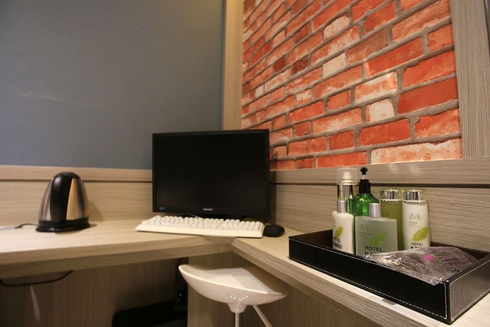 undefined Nowon Canoe 9