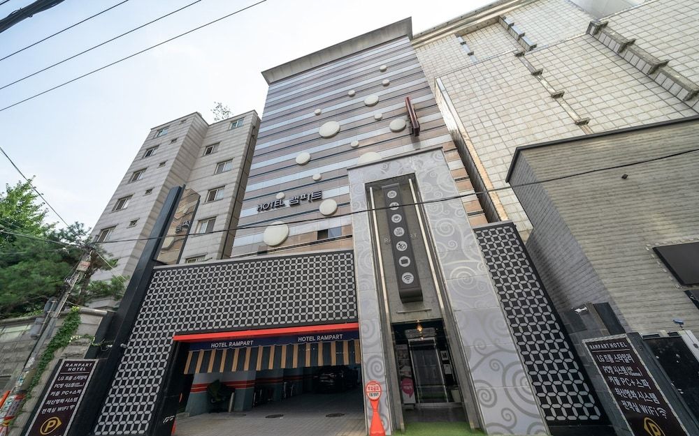 undefined Sadang Rampart 4