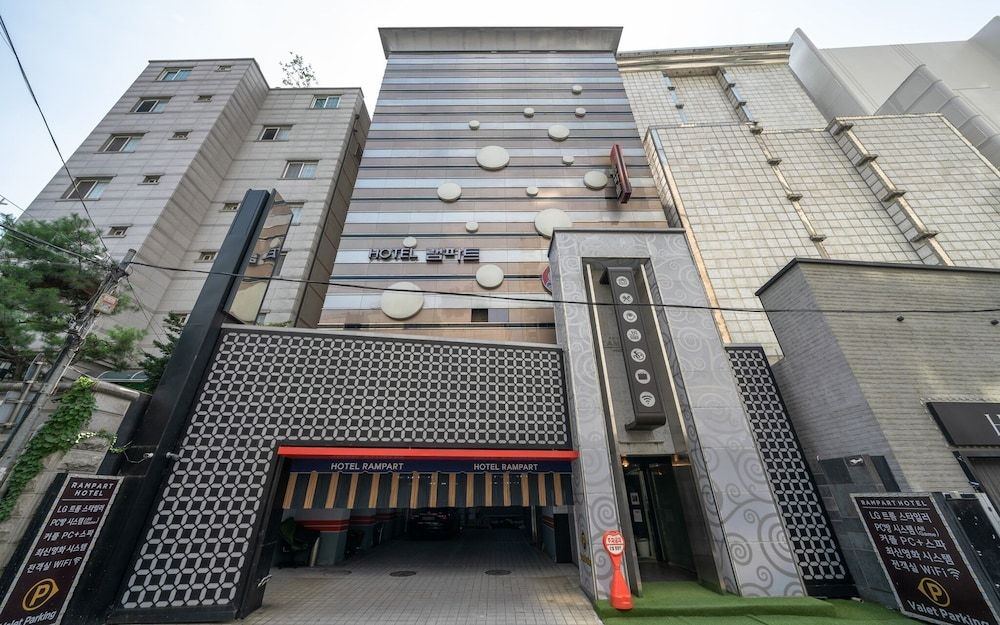 undefined Sadang Rampart 5