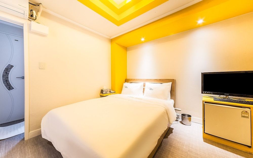 Jangan White Room (Deluxe) 4