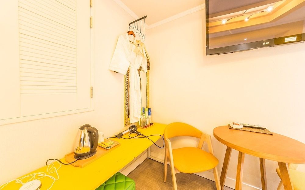 Jangan White Room (Deluxe) 5