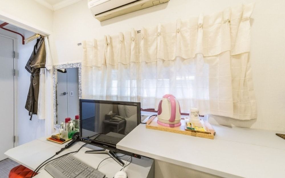 Jangan White Room (Standard room) 5