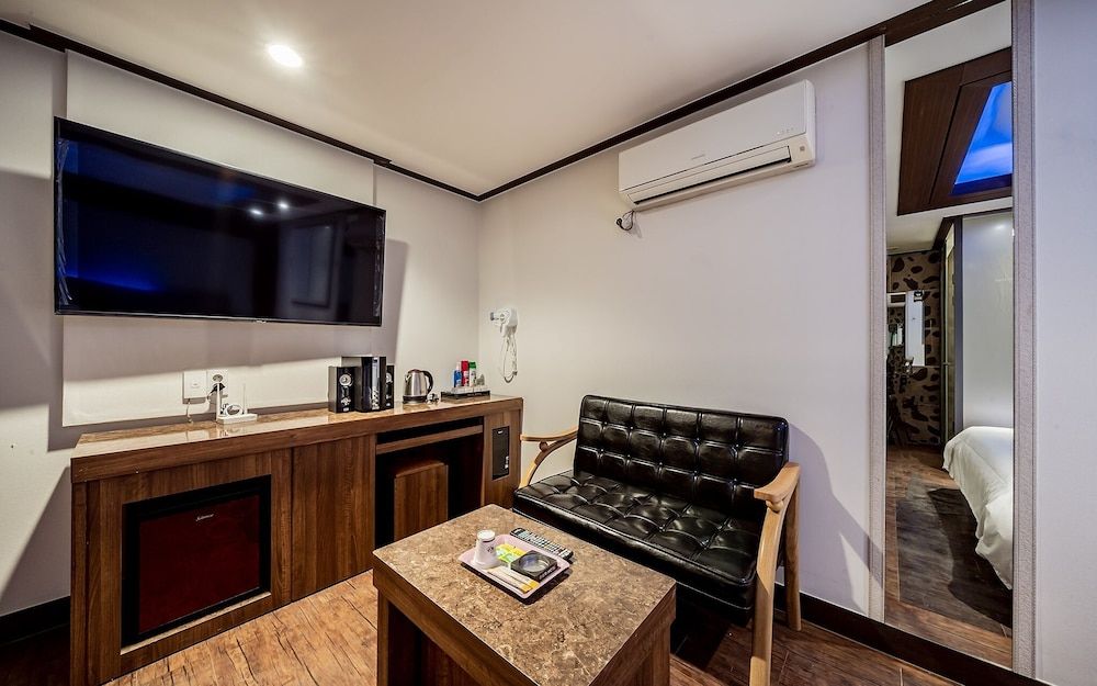 undefined Sadang MRG 9