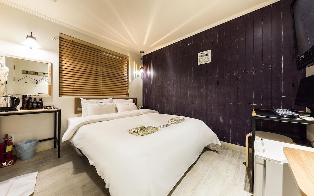 undefined Hotel Anne Hwagok 9