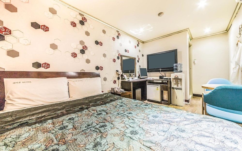 undefined Myeonmok I-zone 4