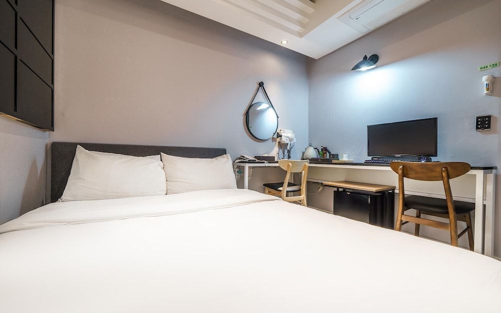 undefined RG Sungshin Women's University 8