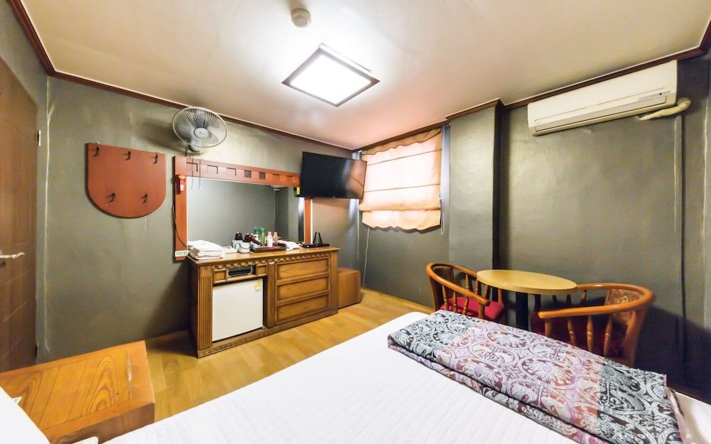 Yeongdeungpo Market Max Motel Room (Standard Room) 4