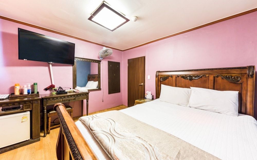 undefined Yeongdeungpo Market Max Motel 5