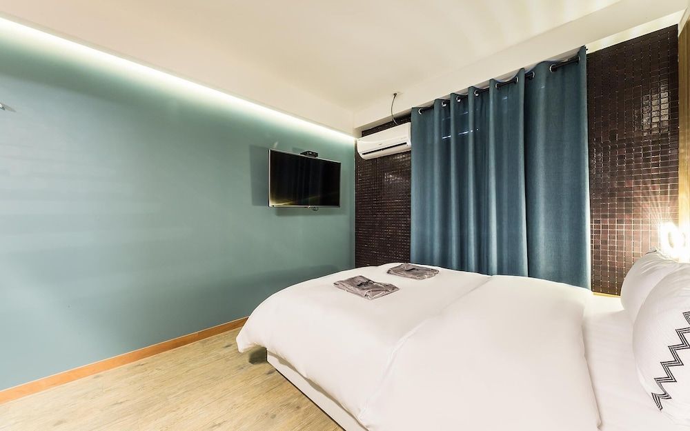 Jangan Hotel A366 Room (Deluxe (Netflix Available)) 4