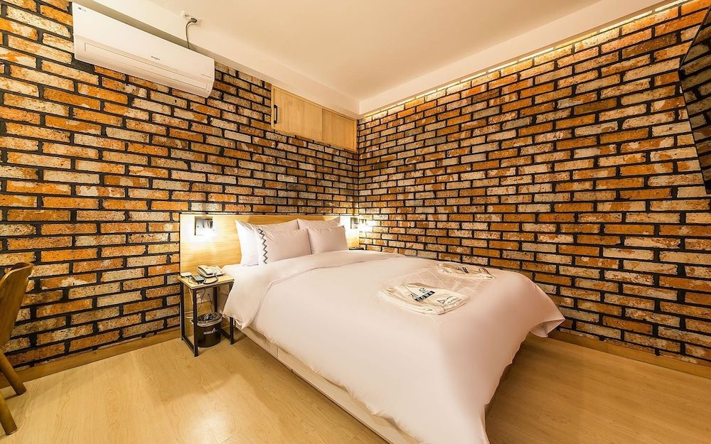 Jangan Hotel A366 Room (Premium (Netflix Available)) 13