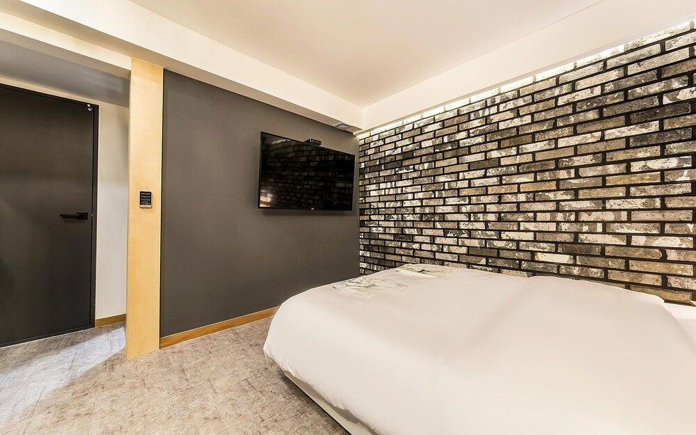 Jangan Hotel A366 Room (Premium (Netflix Available)) 21