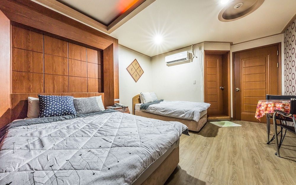 undefined Gasan Palace Park 4