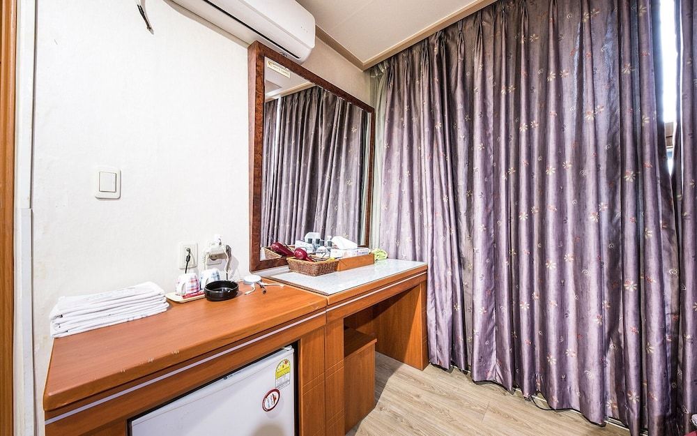 Gasan Palace Park Room (Standard room) 11