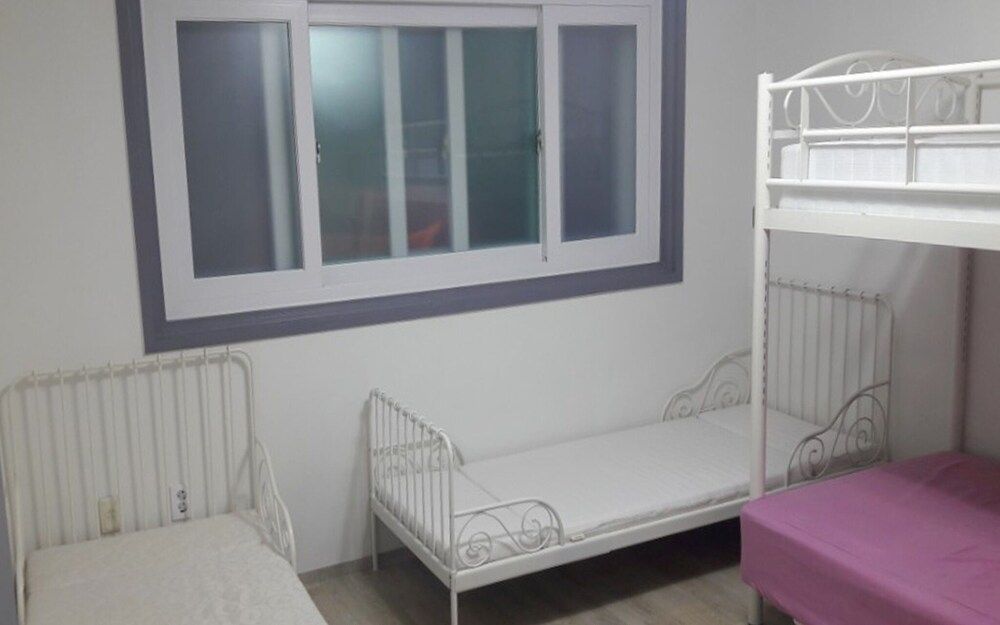 undefined Seouruihyuil Guest House 10