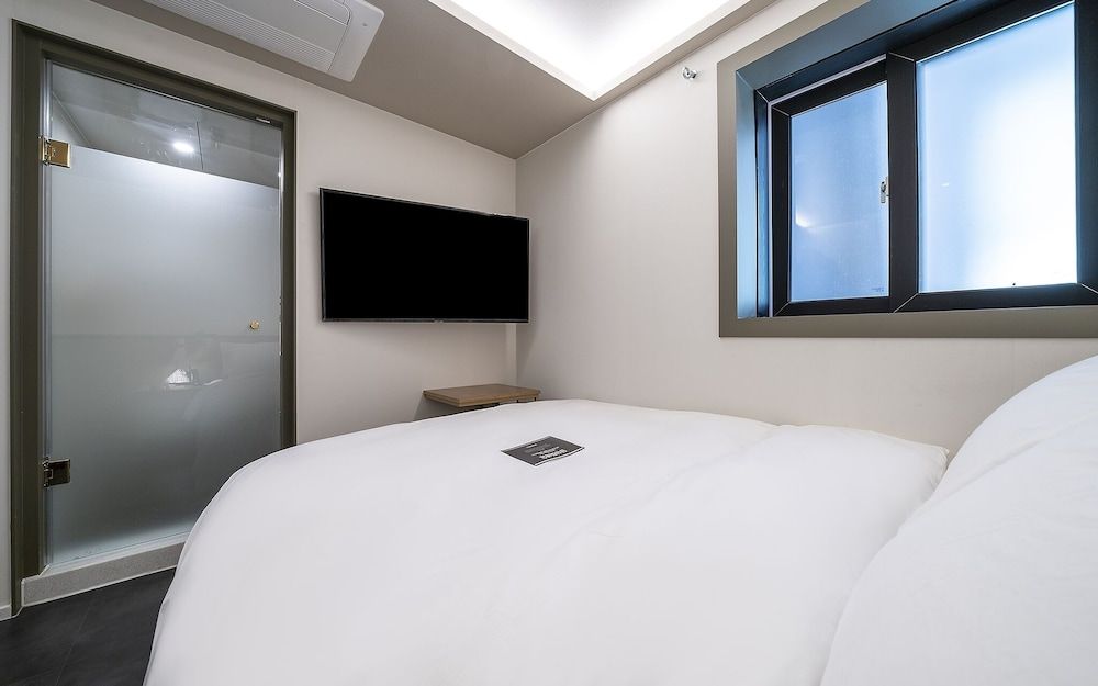 undefined Sinchon Number 25 Sinchon Branch 6