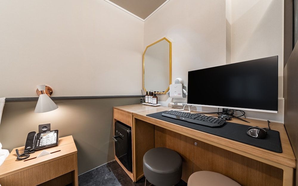 undefined Sinchon Number 25 Sinchon Branch 8