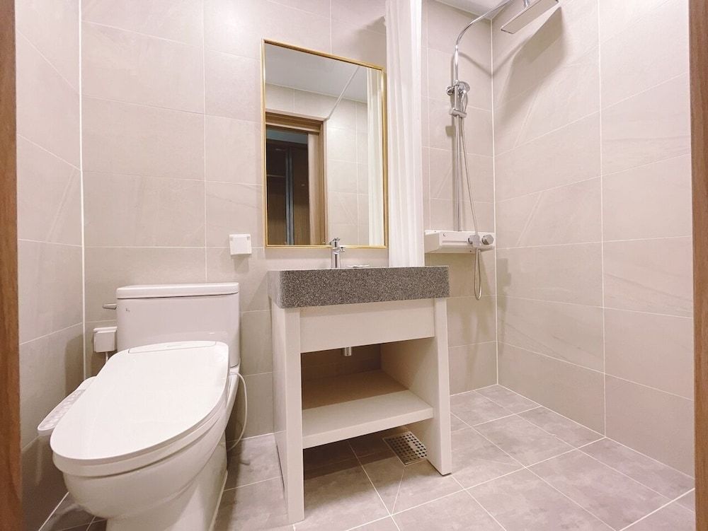 Hotel U5 Standard Triple Room, Multiple Beds 4