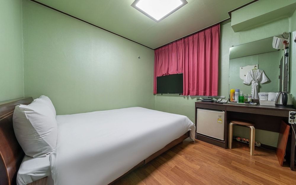 undefined Jangchung Yangmi Motel 4