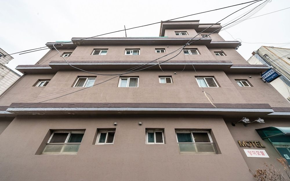 undefined Jangchung Yangmi Motel 2