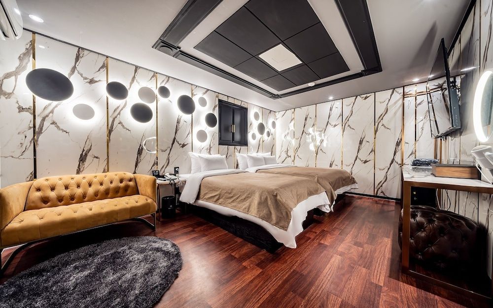 undefined Hongdae The Gray Hotel 4