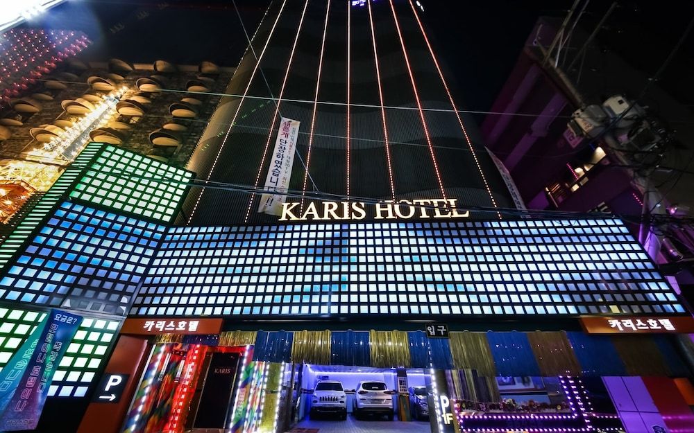 undefined Sadang Charis Hotel 4