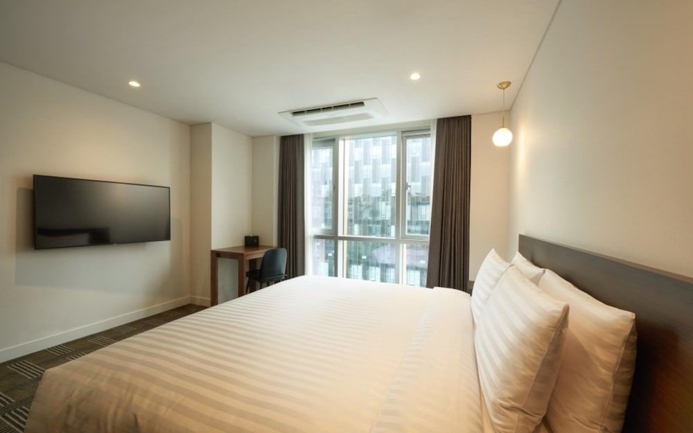 undefined Hotel Anobli 9