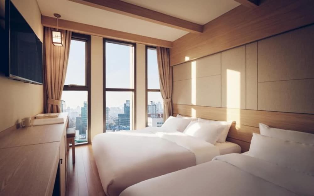 undefined Hotel Poco 3