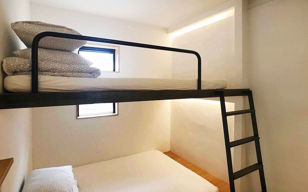 undefined Itaewon Seoul Cube Guest House 4