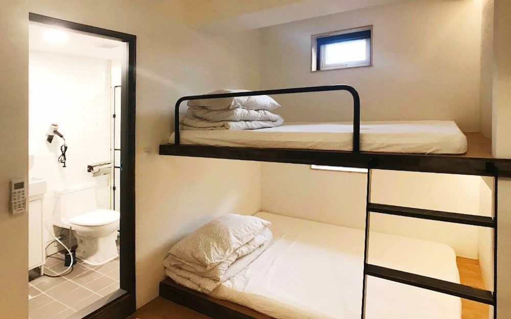 undefined Itaewon Seoul Cube Guest House 3