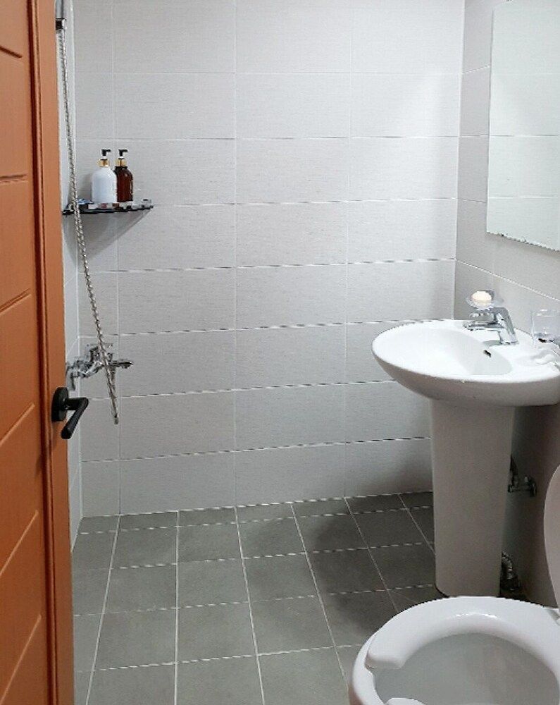 undefined Hongdae Hostel Young Stay 8