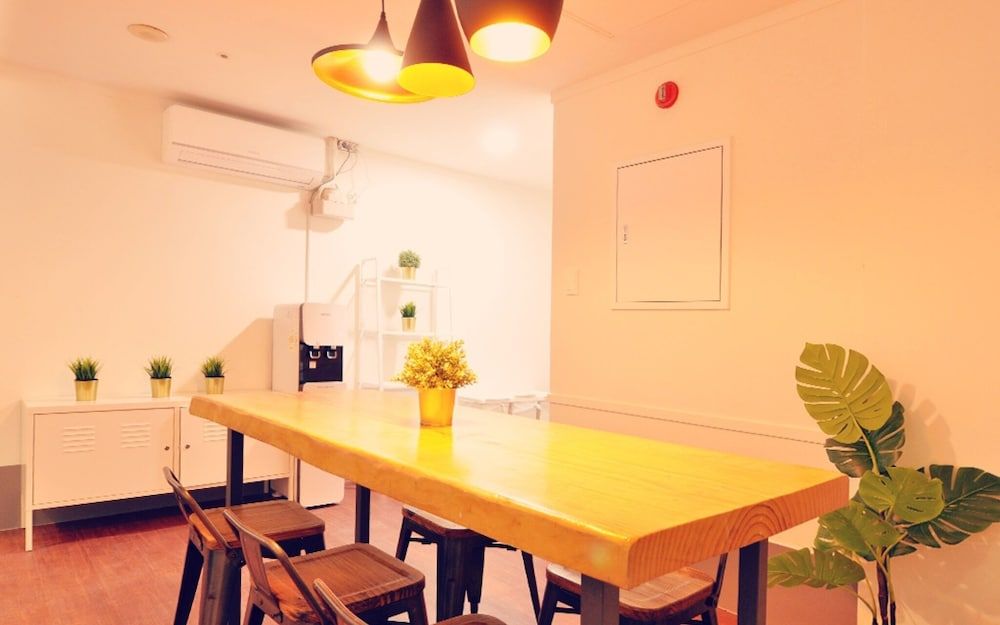 undefined OYO Hostel Myeongdong 3 4