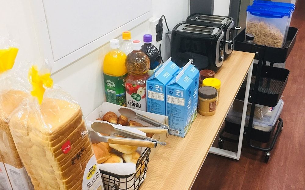 undefined OYO Hostel Myeongdong 3 6