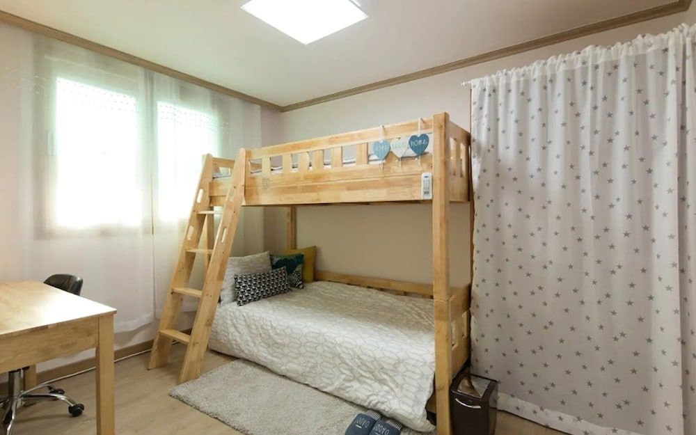 undefined Seoul Rooftop Moonlight Guest House 7